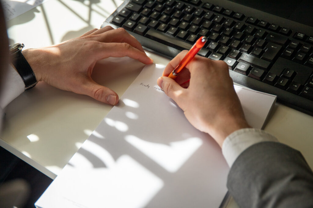 The application for a temporary residence permit in Poland must be signed by hand and include the name and surname written in the Latin alphabet.
